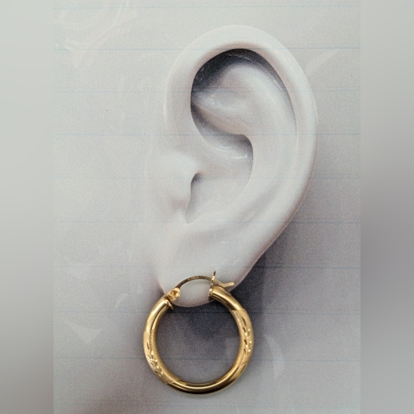 14k Yellow Gold Diamond Cut 3.5mm Hollow 1.1" Hoop Earrings 3g - Picture 2 of 8